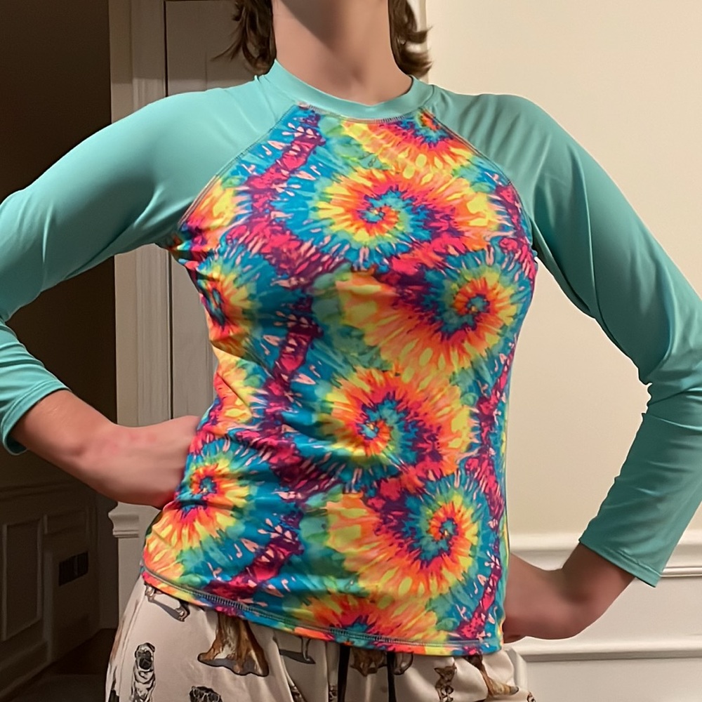 Wonder Nation rash guard